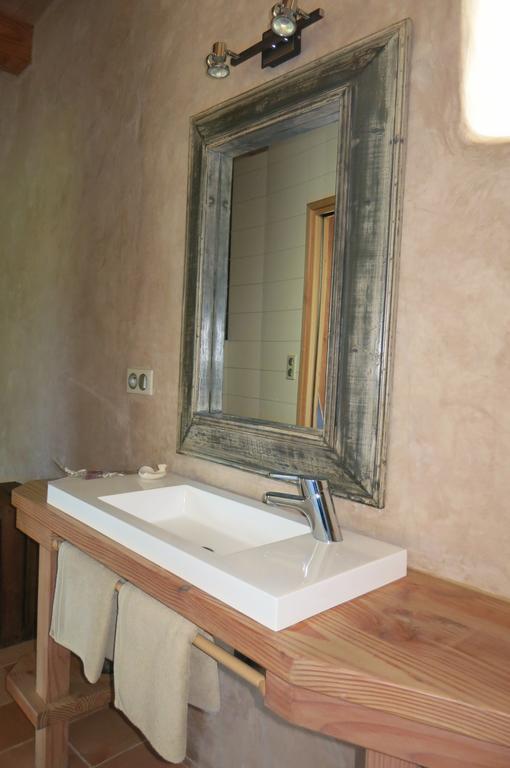 Melgven Bed And Breakfast La Fontaine Blanche الغرفة الصورة