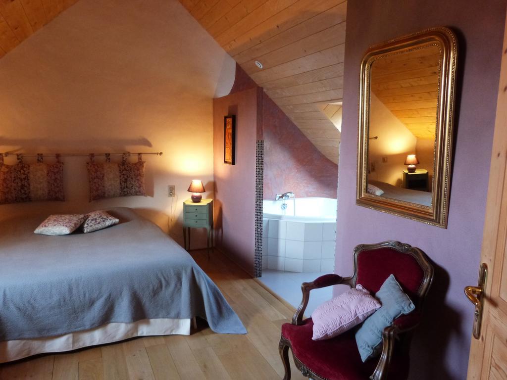 Melgven Bed And Breakfast La Fontaine Blanche الغرفة الصورة